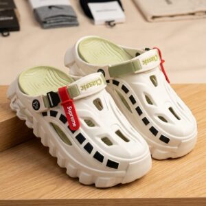 Men's Chunky Outdoor Utility Clogs
